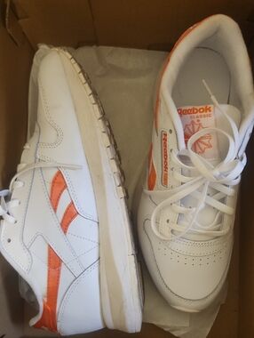 Reebok Kids Classic White & Orange Low-Top Sneakers